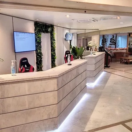 Graziella 526 ז'ואן-לה-פינס